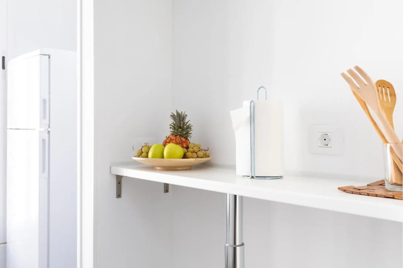 Home2Book Las Americas Bright Apartment 아로나