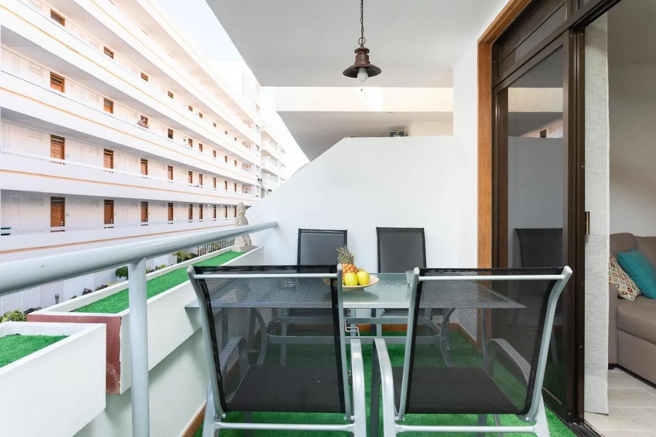 Home2Book Las Americas Bright Apartment 아로나