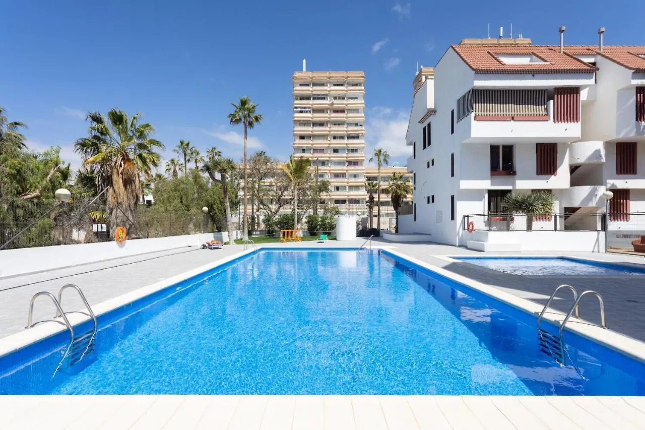 Home2Book Las Americas Bright Apartment 아로나
