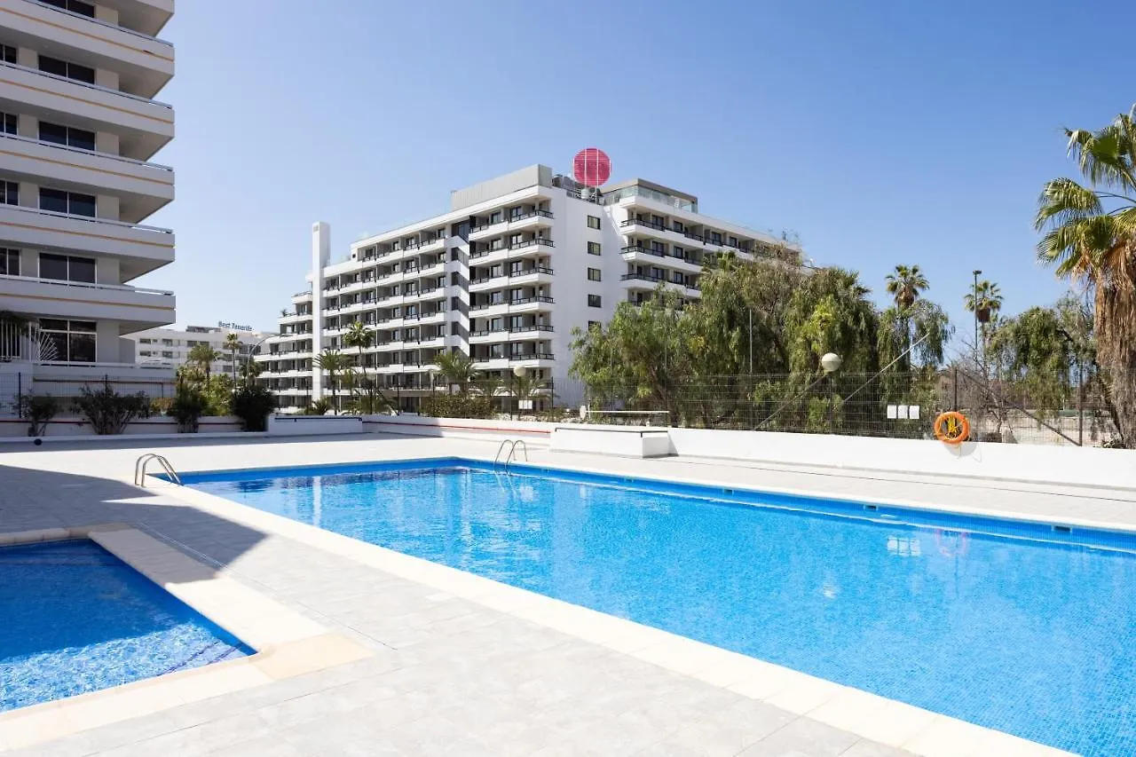 Home2Book Las Americas Bright Apartment 아로나